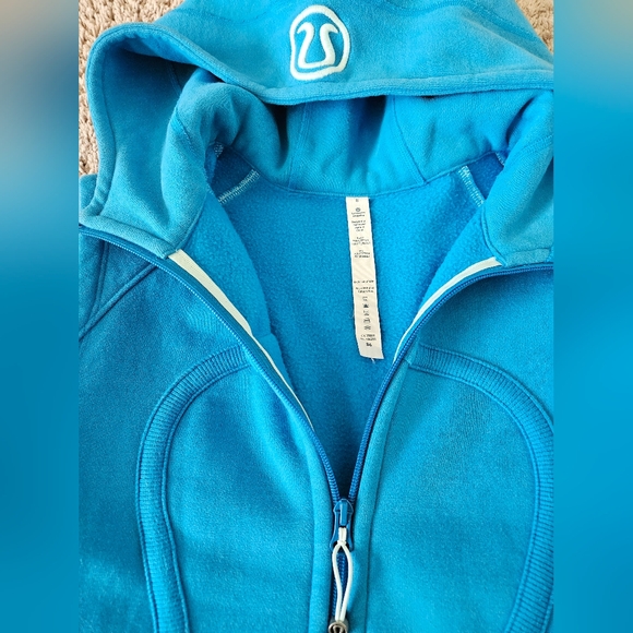 Lululemon Scuba Teal Blue Zip-Up Hoodie Vest Size 8 - Picture 3 of 6
